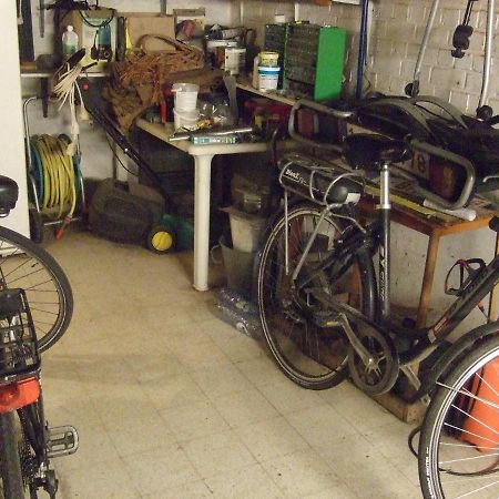 Guestrooms Bij Het Station Van Drongen Gand Esterno foto